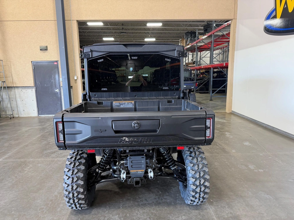2026 Can-am Defender Max Lone Star Cab Hd11 alt