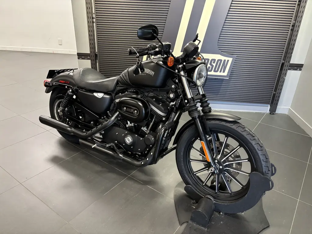 Harley-Davidson Sportster 883 IronXL883N 2013