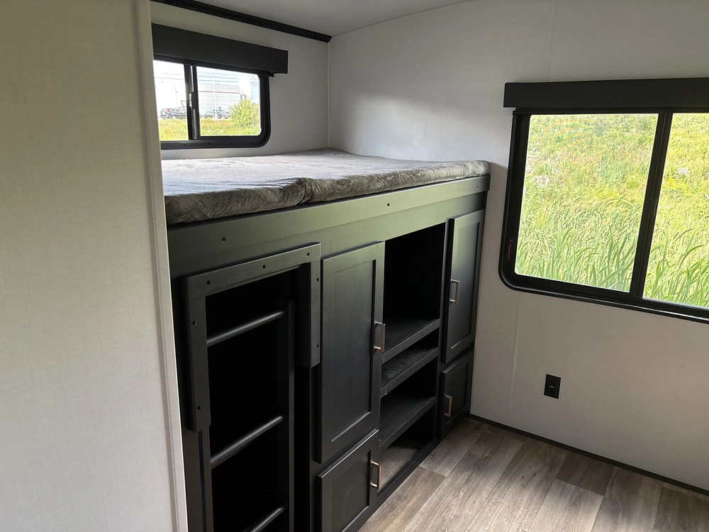 2023 Keystone Rv Outback 340bh alt