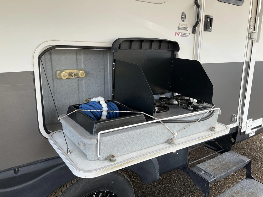 2008 Keystone Rv Outback 23krs alt