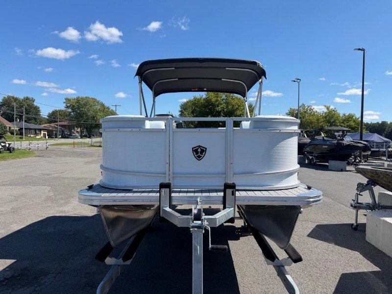 Armada Saphir 19sb / Yamaha F90 2026 alt