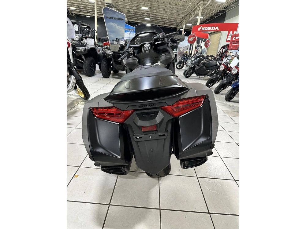 2026 Honda Goldwing Dct alt