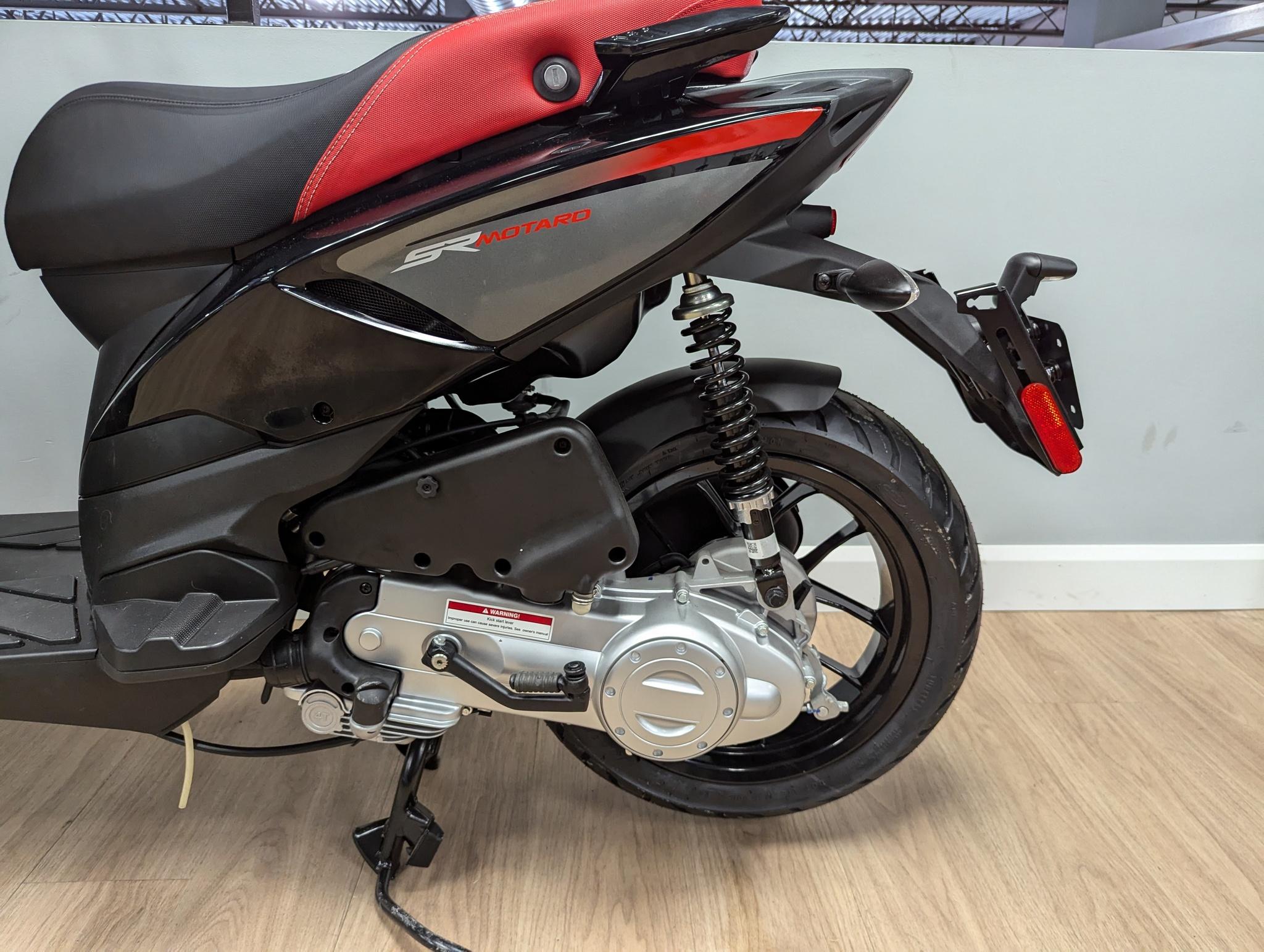 2027 APRILIA SR 50 MT 4T