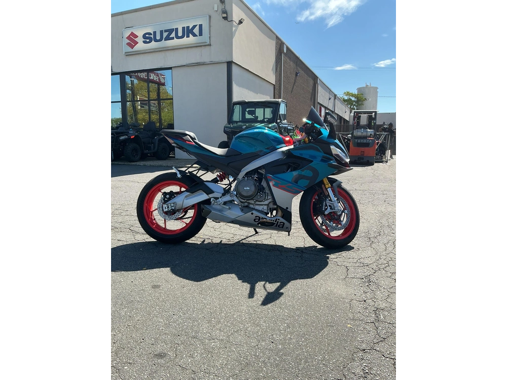 2027 Aprilia Rs660 alt