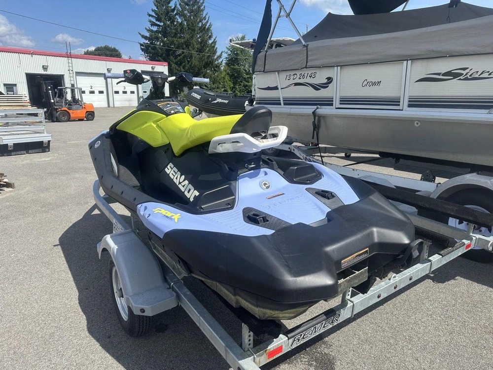 Brp Spark Trix 2024 alt