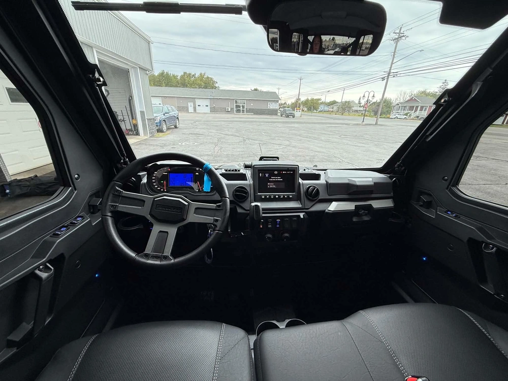 Polaris Ranger 1000 Xp Crew Northstar Texas Edition Black Crystal 2026 alt