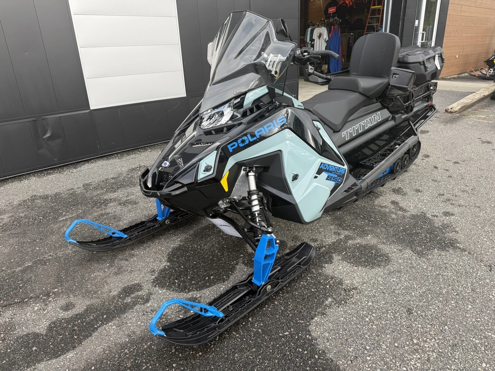 Polaris 850 Titan Adv Ultmt 1.8 2026 alt