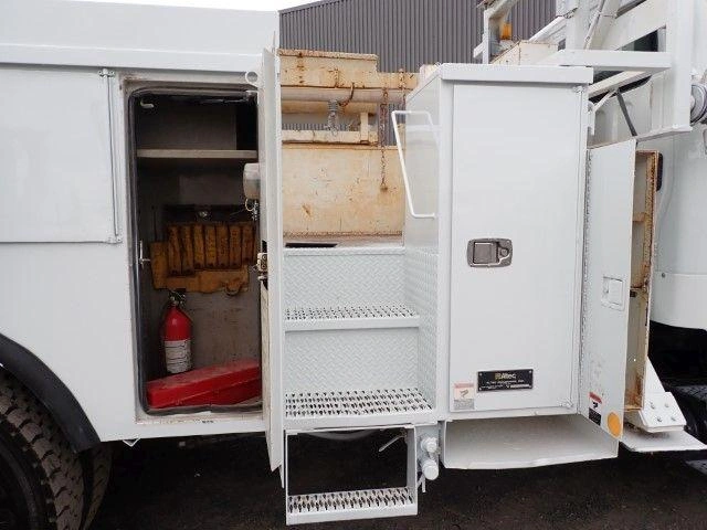 Freightliner M2106 2010