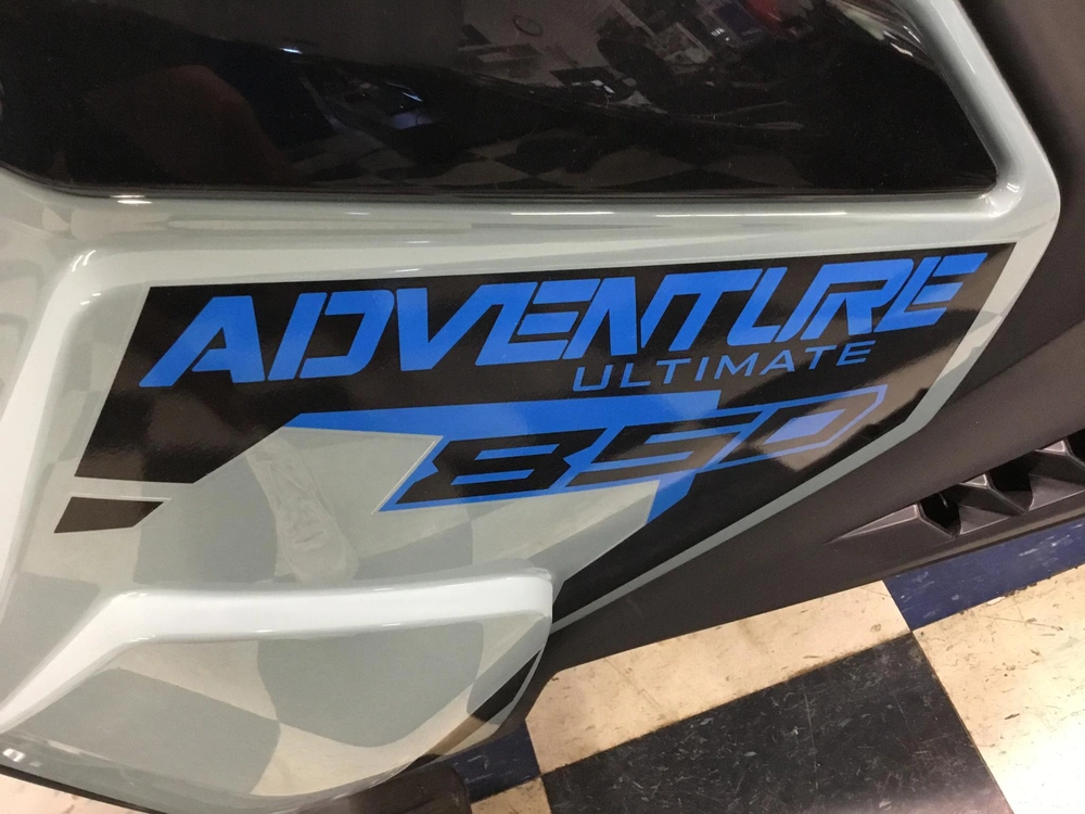 2026 Polaris 850 Titan Adv Ultimate 155 1.8 alt