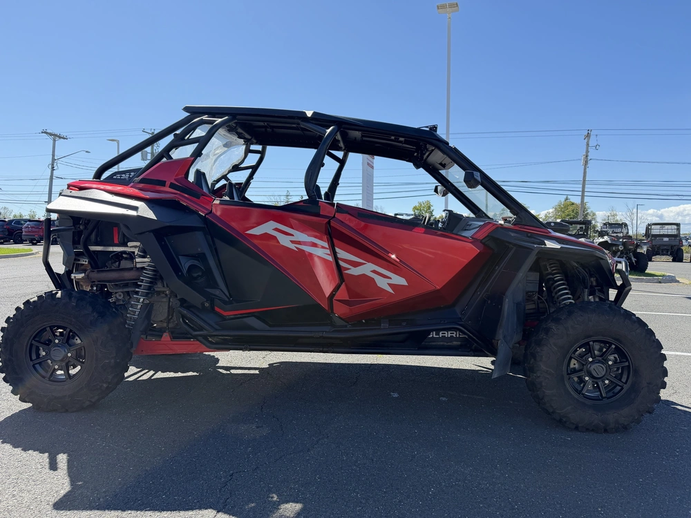 Polaris Rzr Pro Xp 4 Premium 2022 alt