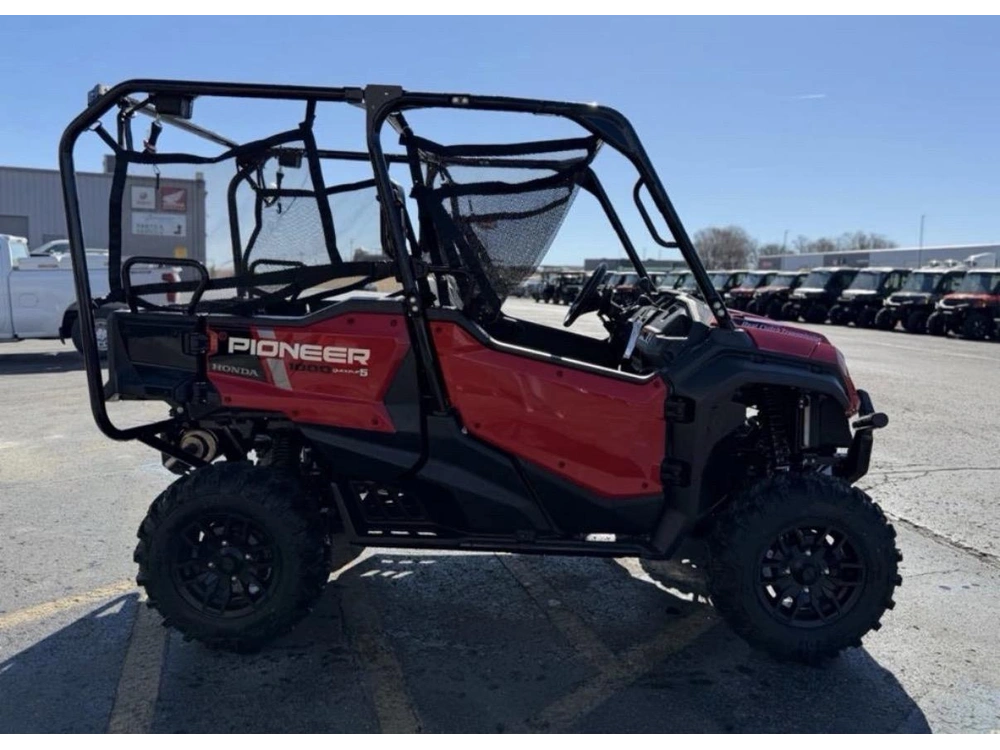 2025 Honda Pioneer 1000-5 Deluxe
