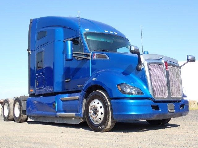 Kenworth T680 2021