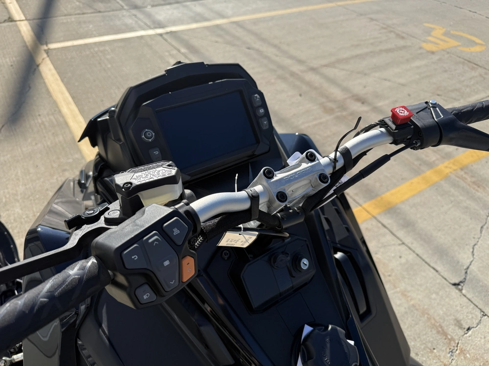 Polaris 850 Switchback Xc 146 2027 alt