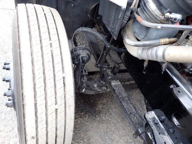 Freightliner M2106 2010