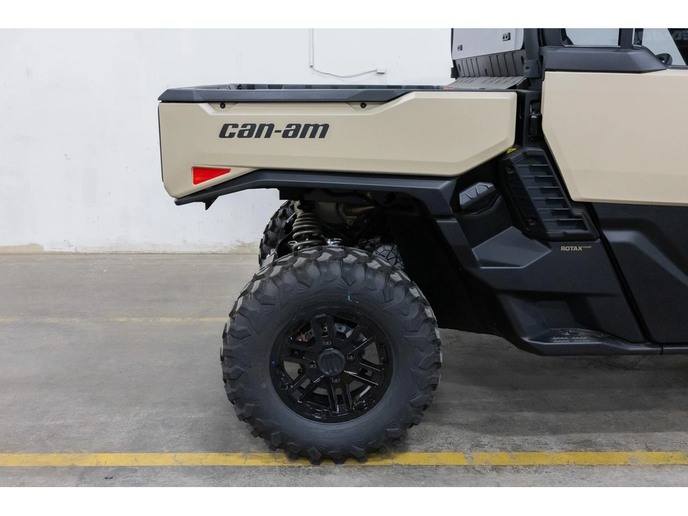 2026 Can-am Defender Ltd Hd11 8jte alt