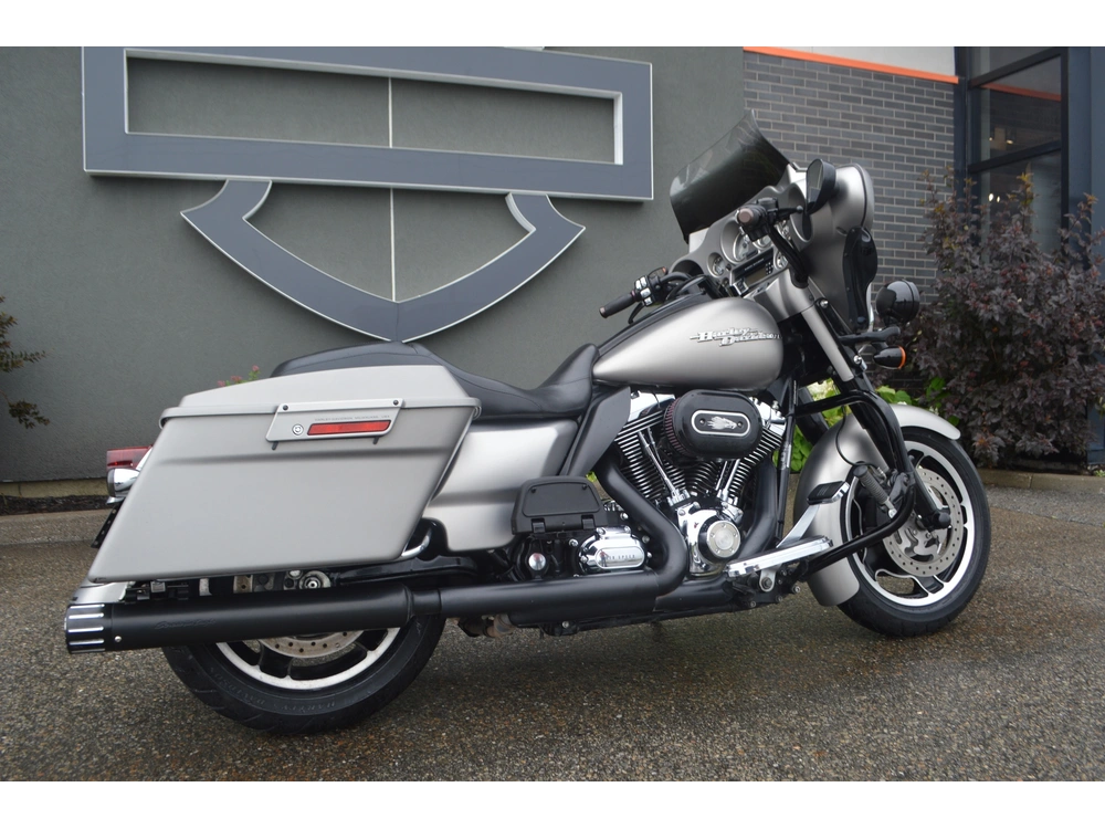 2009 Harley-davidson Flhx alt