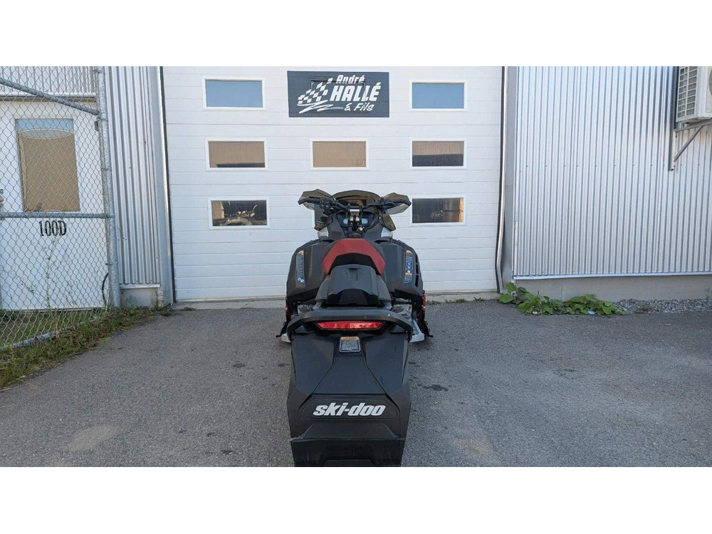 Ski-doo Renegade Xrs 900 Turbo R 1.25 Ice S Used 2024 alt