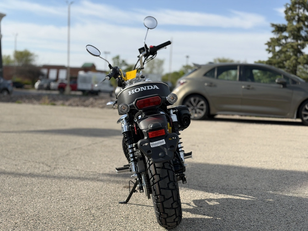 2026 Honda Monkey alt