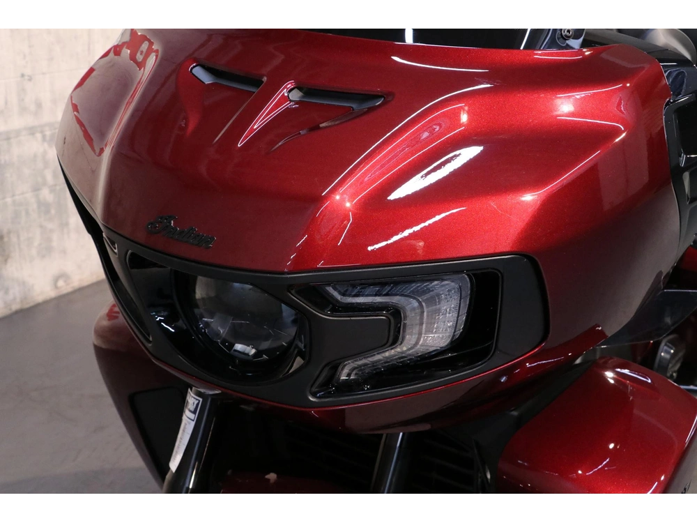 2026 Indian Motorcycle Pursuit Dark Horse 112 & Powerband Audio alt