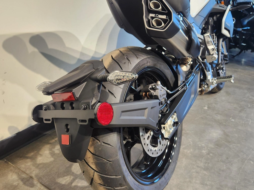 2024 Cfmoto Nk 800 Sport *5.99%/60 Mois💳 alt