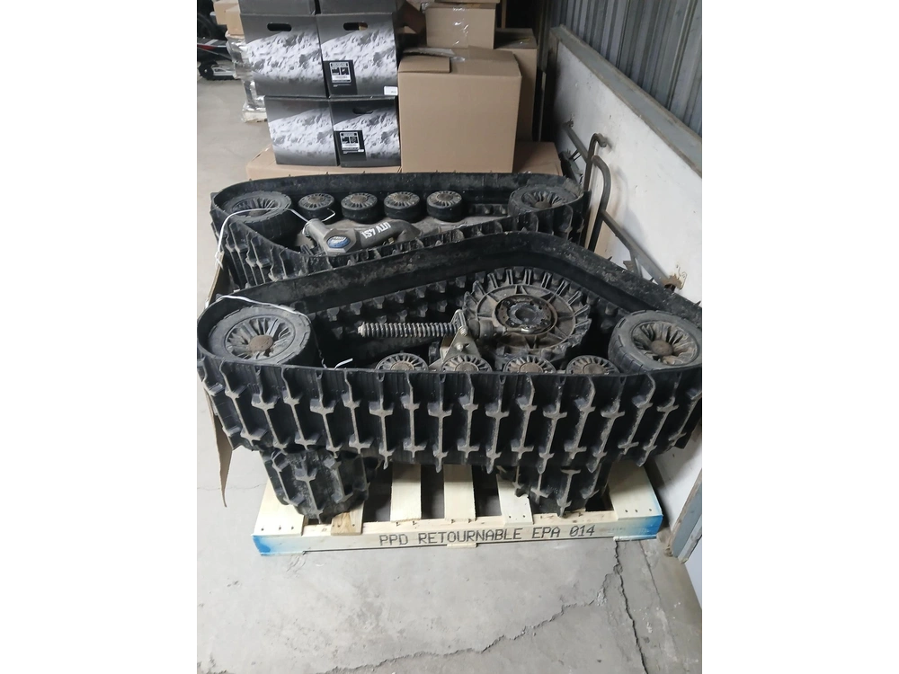 Can-am Def Xt Cab Hd8 2018 alt