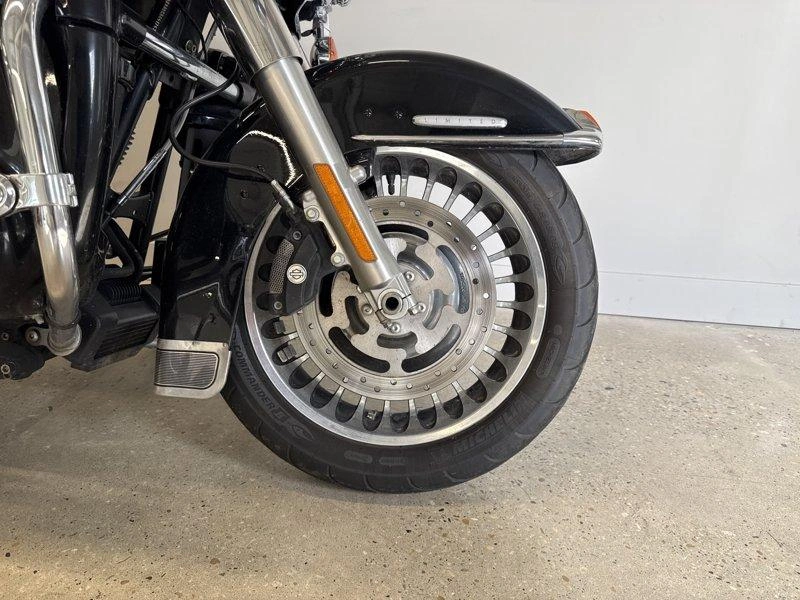 2012 Harley-davidson Flhtk - Electra Glide Ultra Limited