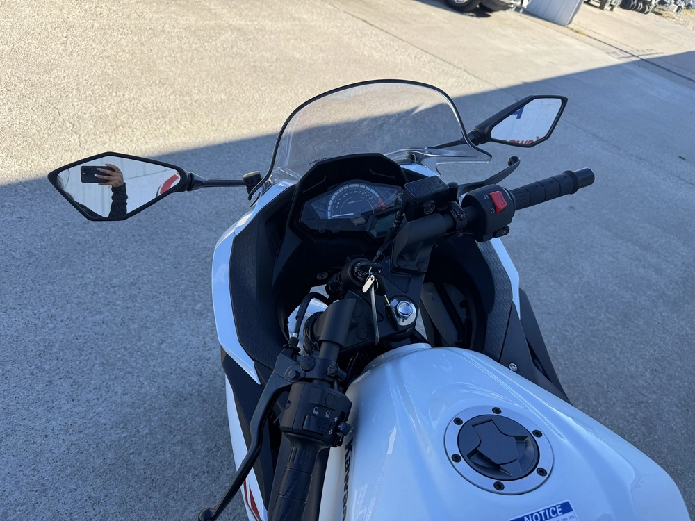 2026 Kawasaki Ninja 300 Abs alt