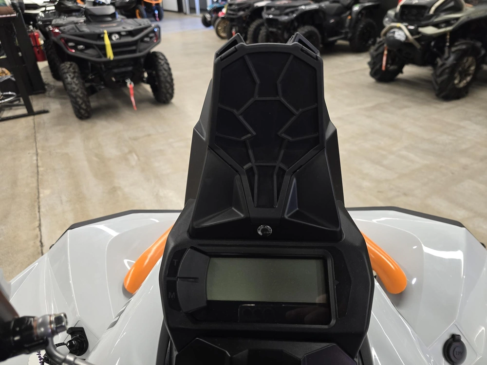 2026 Brp Renegade X Mr 650 alt