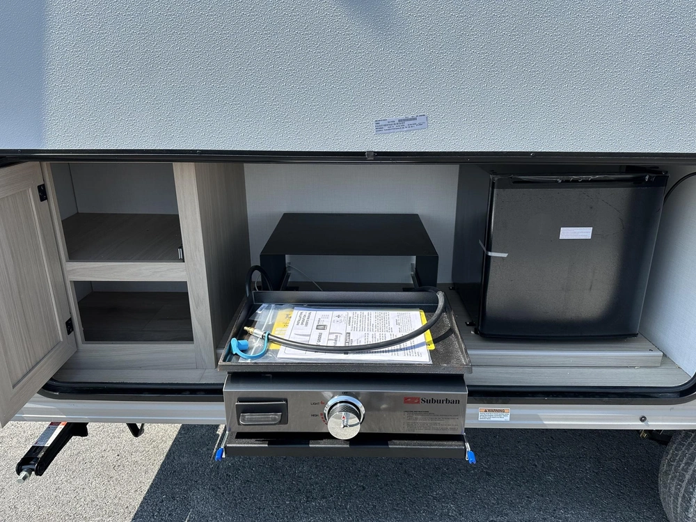 Coachmen Clipper 18bh 2027 alt