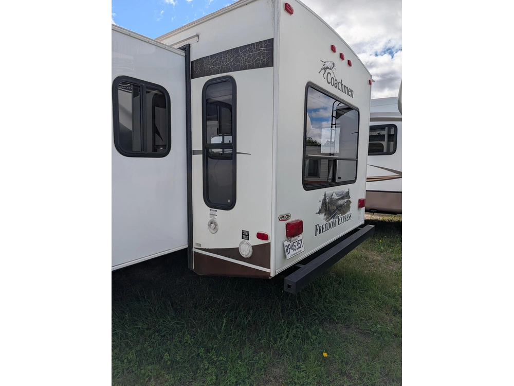 Coachmen Freedom Express 295rl 2012 alt