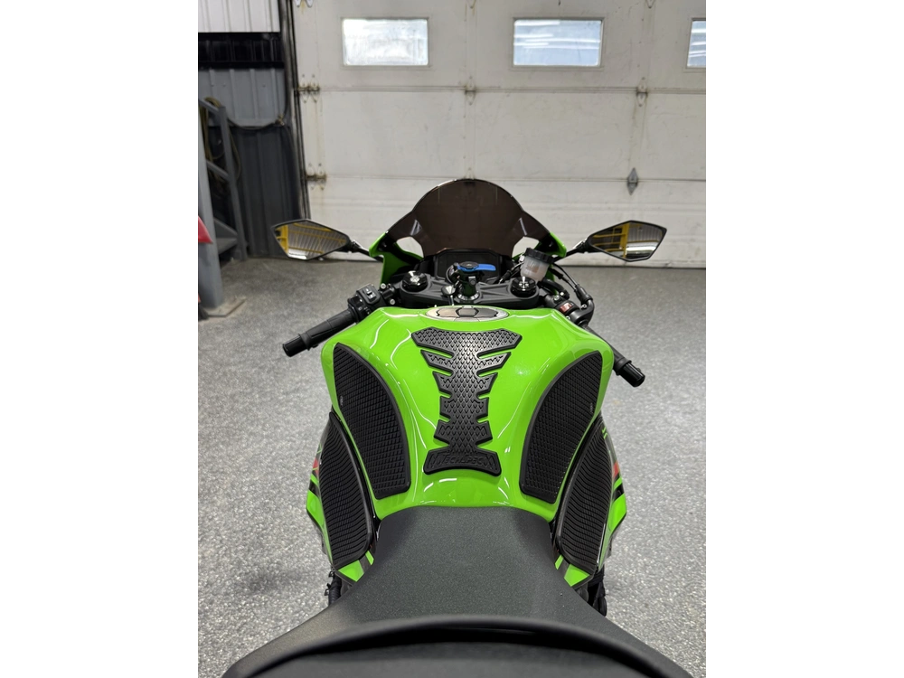 Kawasaki Zx6r 2024 alt