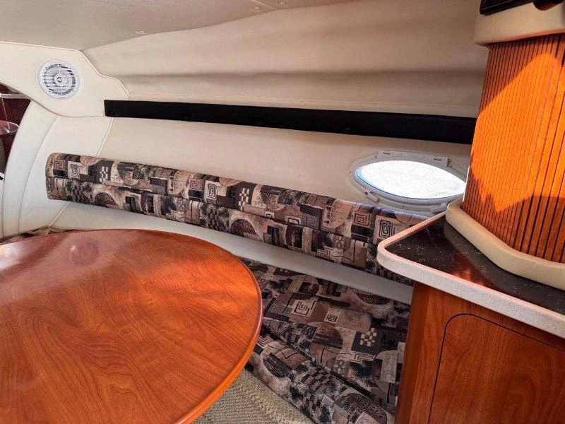 Rinker Boat Co Fiesta Vee 270 2003 alt