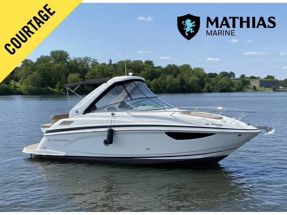 Regal 28 Express 2013 alt