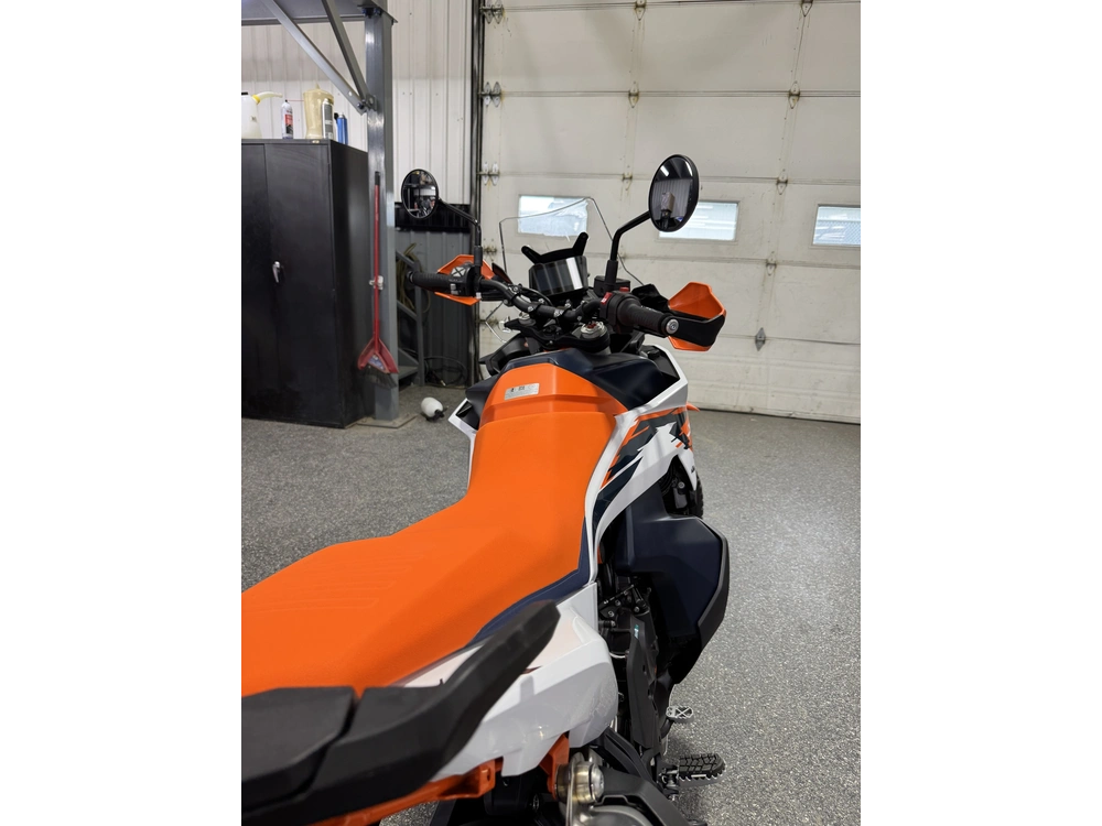 2026 Ktm 890 Adventure R alt