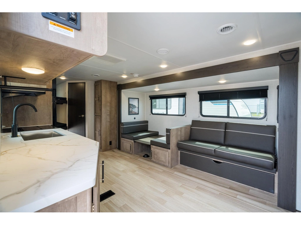2027 Keystone Rv Springdale 2620bhs alt