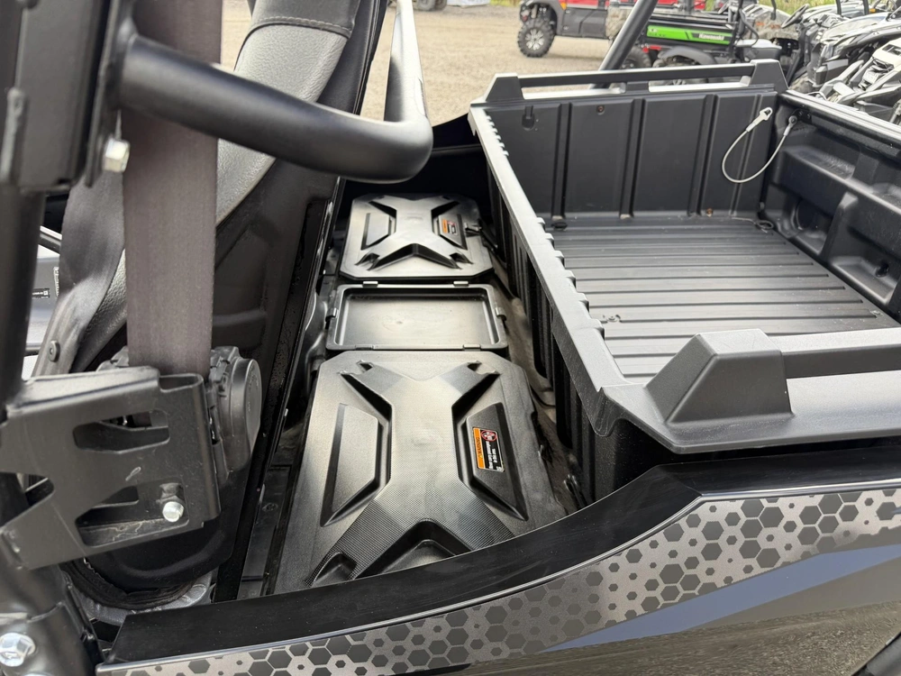 2025 Kawasaki Teryx S Le alt