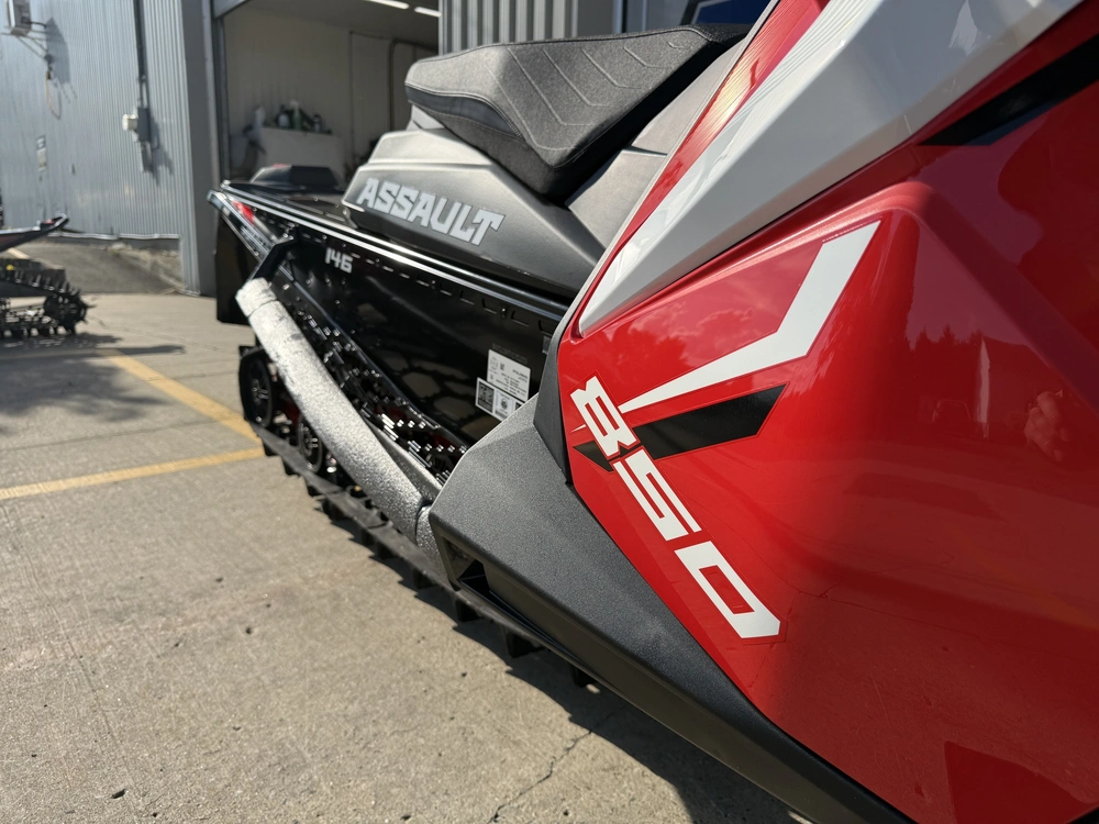 Polaris 850 Switchback Assault 146 Escape Ifs 2027 alt