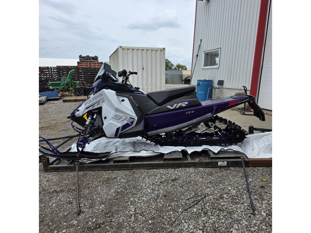 2027 Polaris 9r Indy Vr1 137 alt