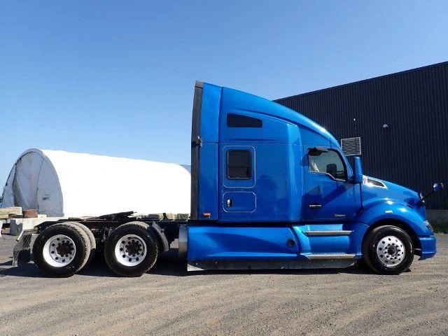Kenworth T680 2021