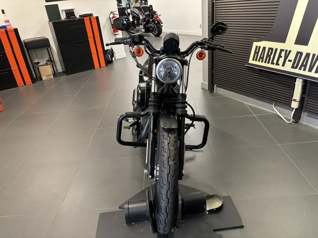 Harley-Davidson Sportster 883 IronXL883N 2013