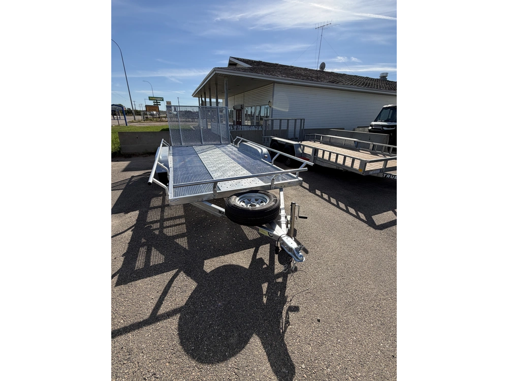 2027 Marlon Rat-04 15’ Tandem Torsion alt