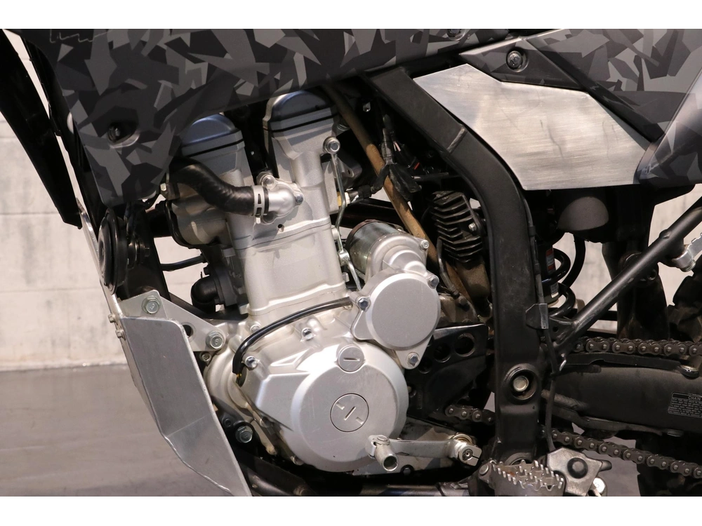 2022 Kawasaki Klx 300 alt
