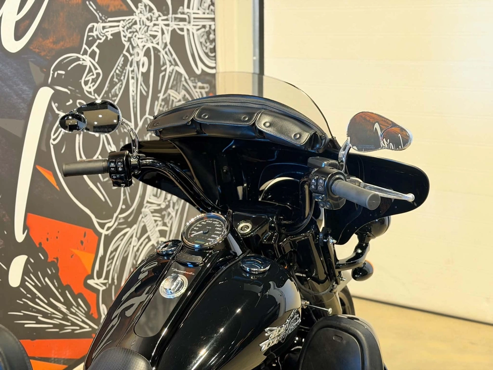 Harley-davidson Flrt Freewheeler 2023 alt