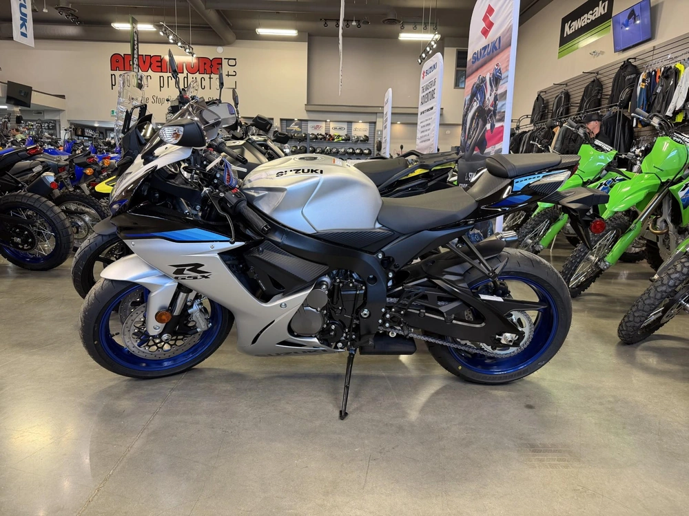 2026 Suzuki Gsx-r600 alt