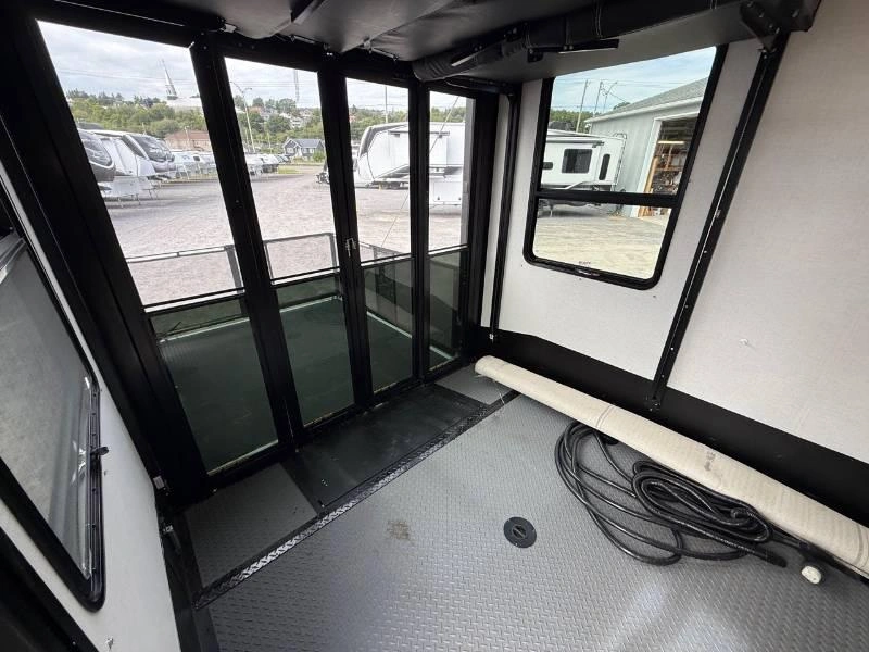 Keystone Rv Raptor 362 2023 alt