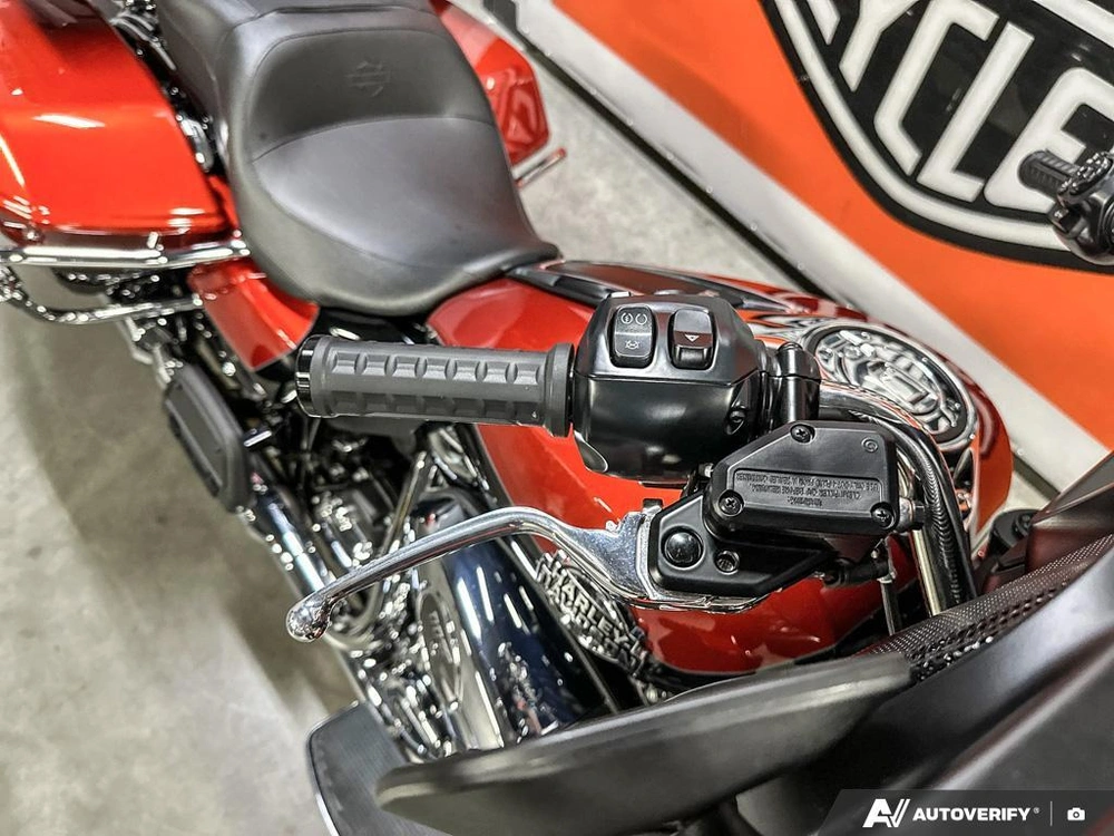 2025 Harley-davidson Street Glide Ultra alt