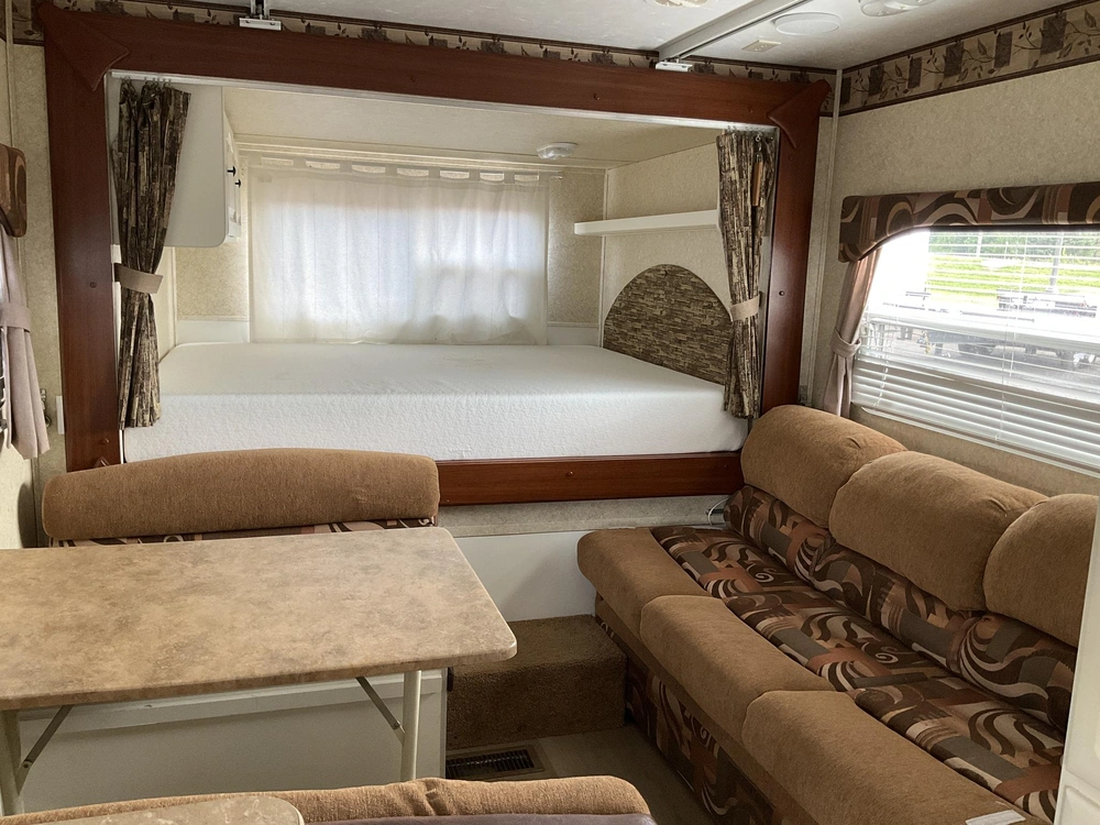 2008 Keystone Rv Outback 23krs alt