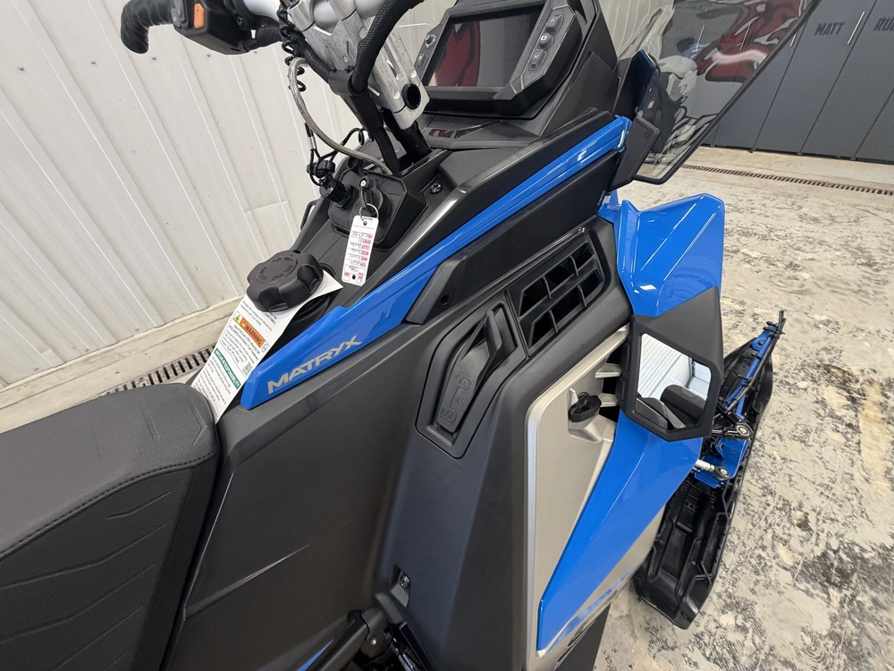 2027 Polaris Prostrs4voyadvult1.6blu 155 alt