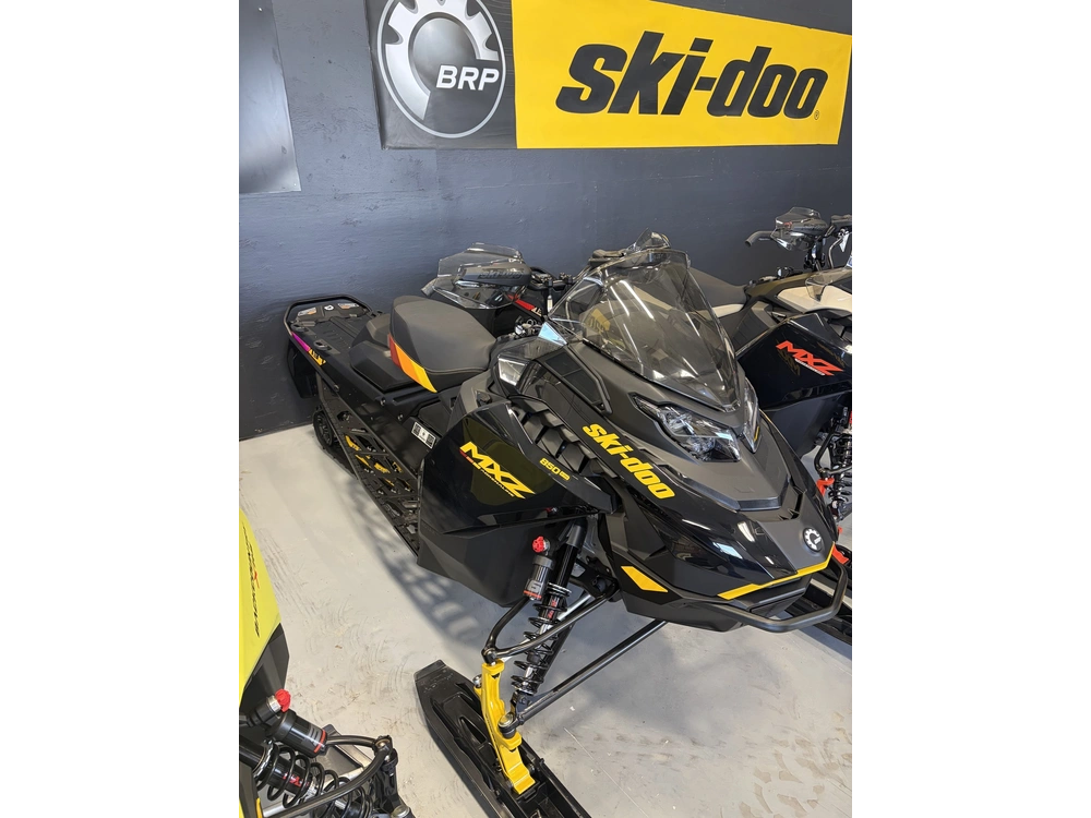 2027 Ski-doo Mxz Adr W/ Blizzard Pkg 137 850 E-tec Ice Ripper Xt 1.25" E.s. alt
