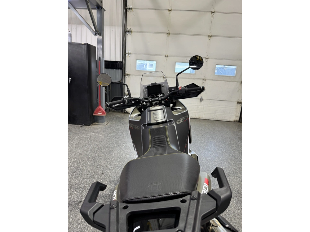 Husqvarna Norden 901 2025 alt